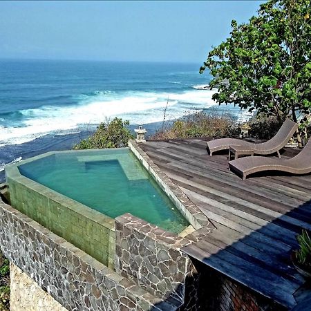 Batu Hill Villa Watukarung ภายนอก รูปภาพ