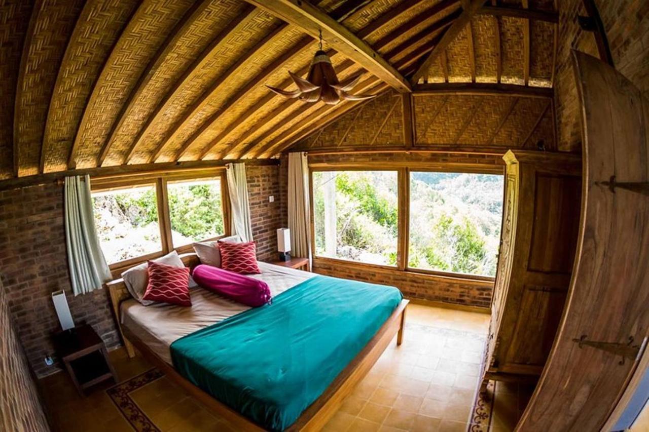 Batu Hill Villa Watukarung ภายนอก รูปภาพ